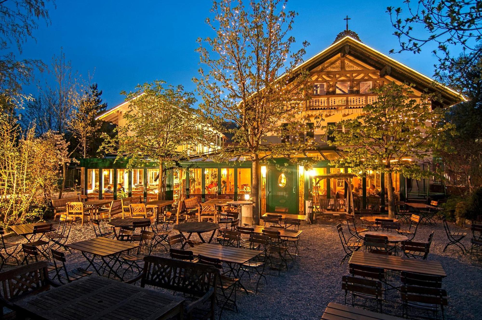 Landhaus Cafe Restaurant & Hotel Wolfratshausen Bagian luar foto